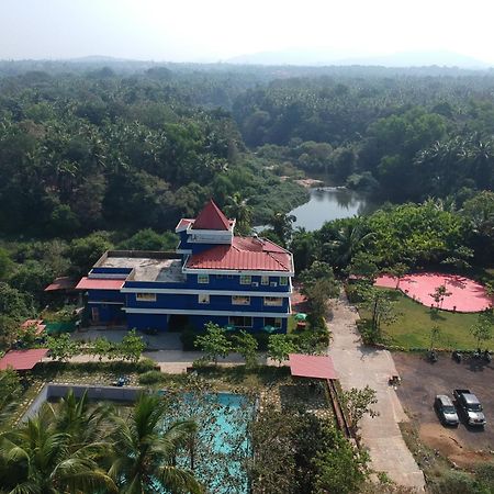 Chrisander'S Resort Quepem Exterior foto